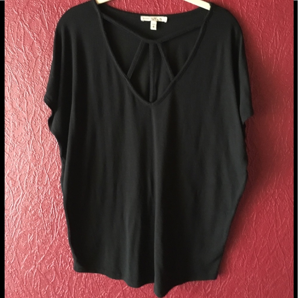 EXPRESS Caged Neck Relaxed Tee